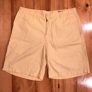 Vineyard Vines Summer Weight Club Shorts- Yellow